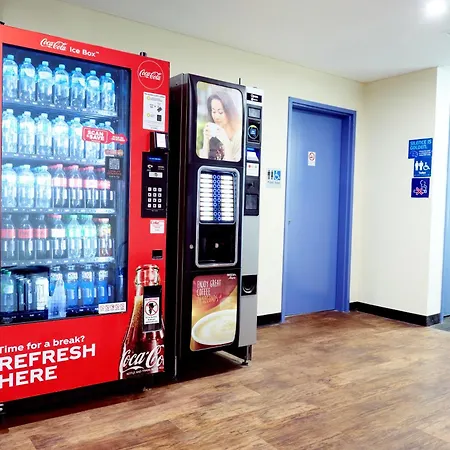 Ibis Budget Perth Airport-3